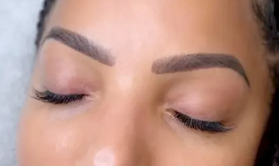 Eyelash extension blog cover from Lashes by Shigeru